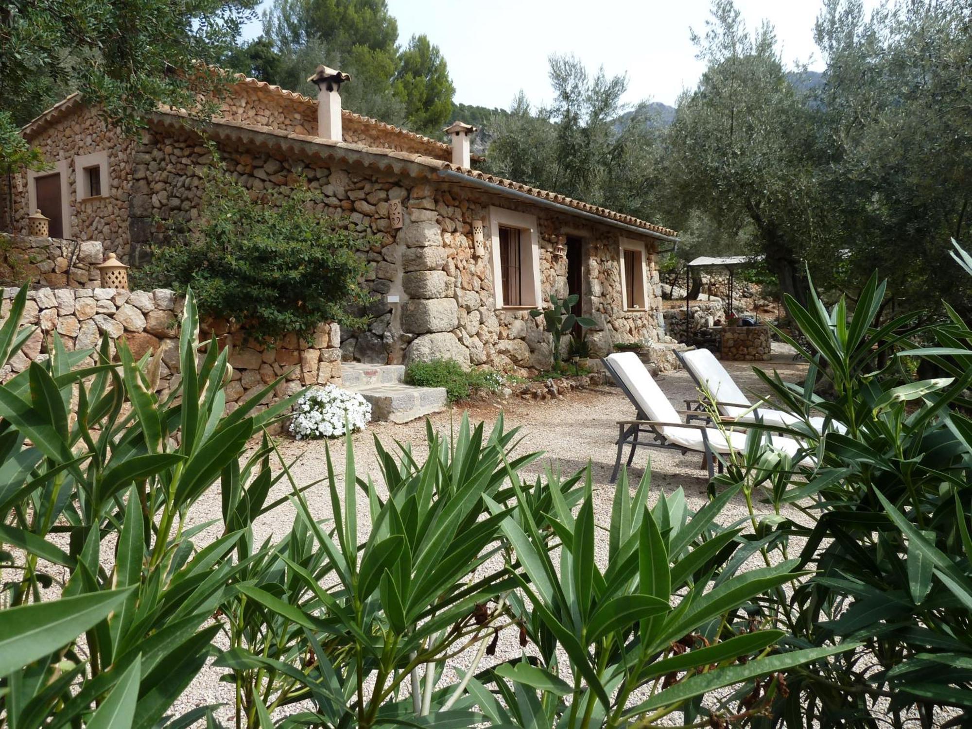 Casita De Montana Cerca Del Mar Guest House Fornalutx Luaran gambar
